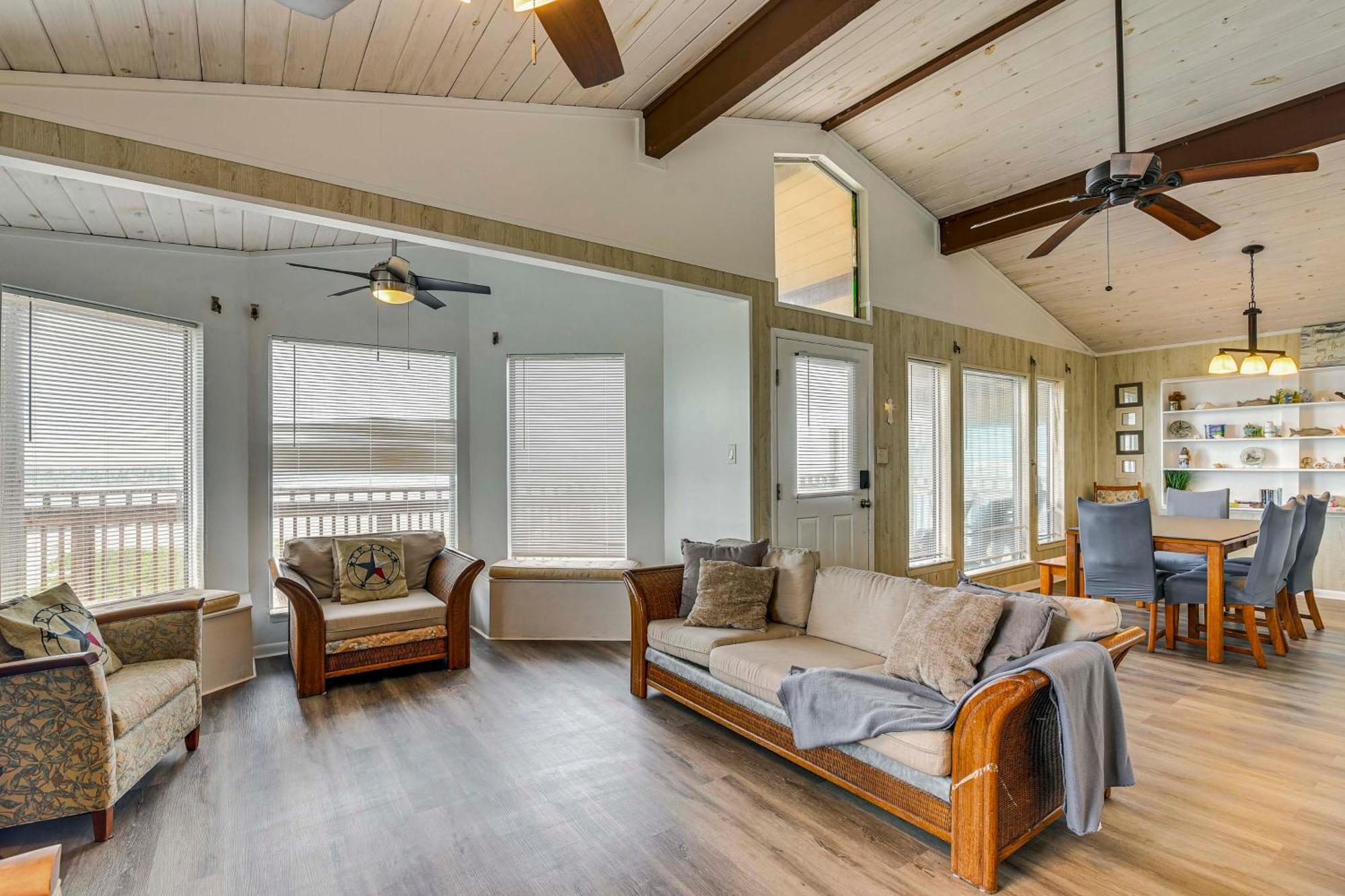 Galveston Home With Spacious Deck Steps To Beach! Экстерьер фото